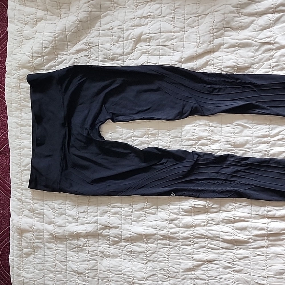 Nux workout leggings size small